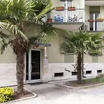 Private Parking - Family - 15 Min To Venice Mestre
